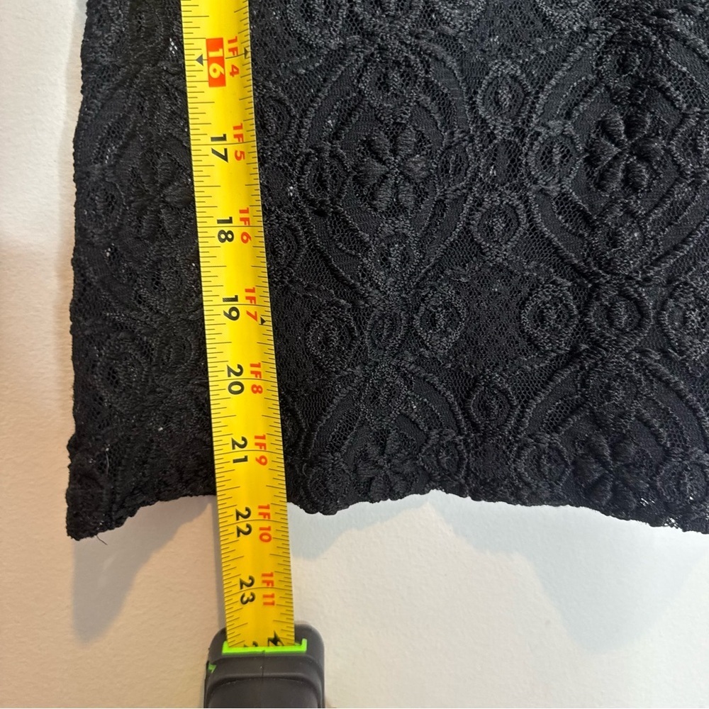 Vintage Black Sheer Lace Tank Top Gothic Y2K Romantic Witchy Layering Medium 8 - Picture 8 of 8